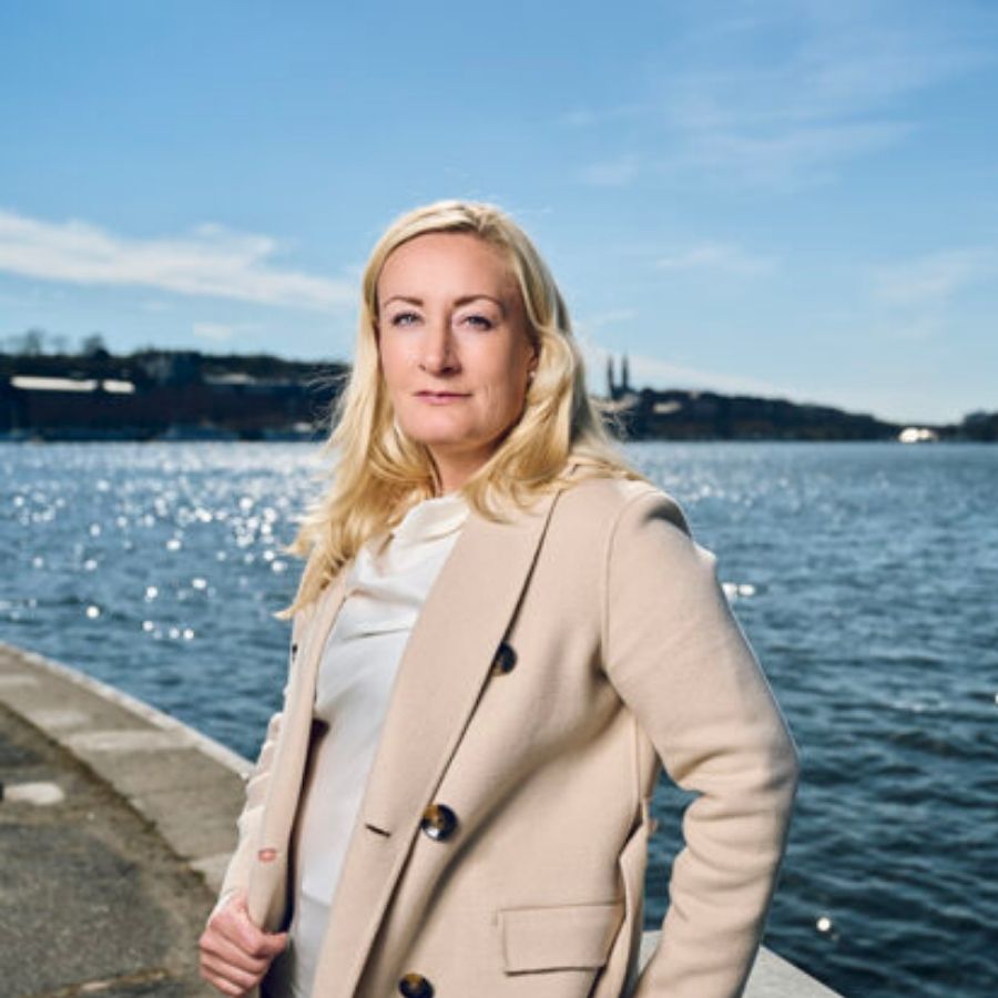 Christina Lundbäck on private banking- SurfCleaner AB
