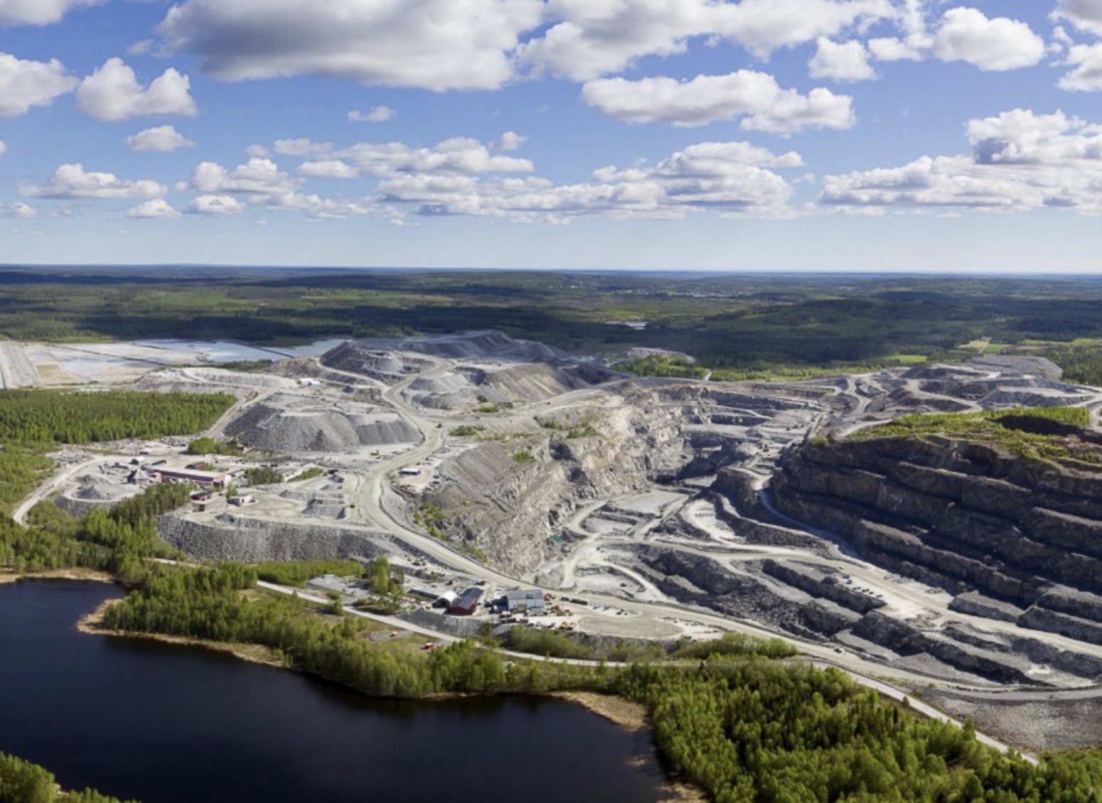 Björkdal gold mine in north Sweden installs Surfcleaner mining wastewater treatment technology to collect and separate oil.