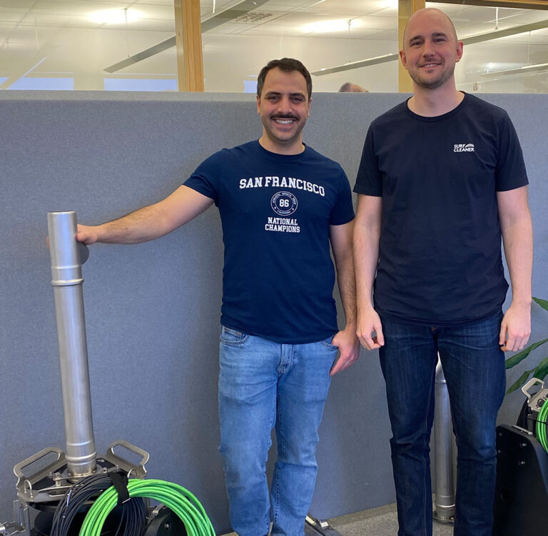 Surfcleaner's new employees on the engineering team - Isaac and Stefan